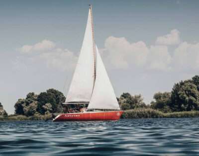 Experiencias en barcos para el explorador moderno